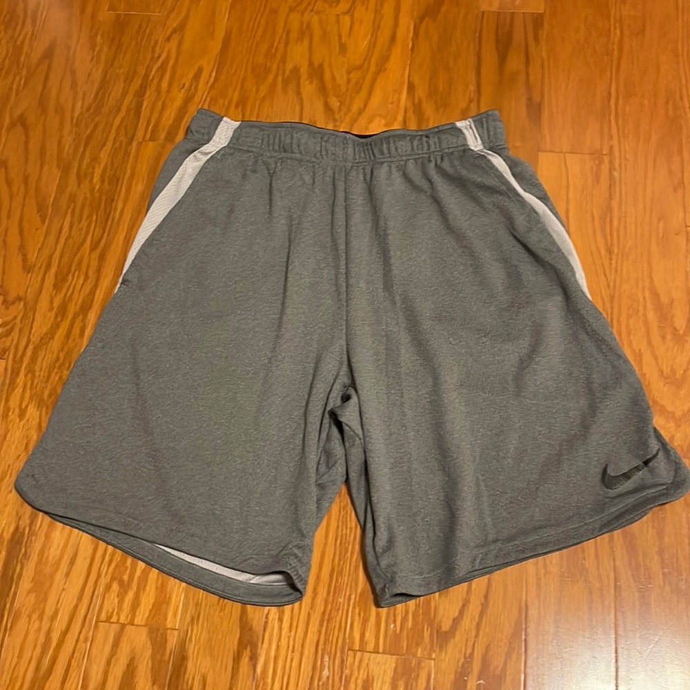 EC Nike Men’s Athletic Shorts Size M